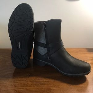 NWT Eddie Bauer W.Covey 2.0 Raven Boot